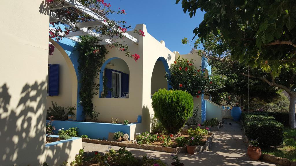 Apolloneia Apartments Frangokastello Extérieur photo
