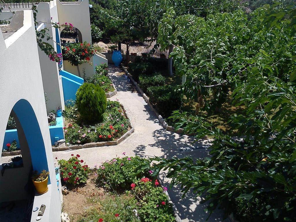 Apolloneia Apartments Frangokastello Extérieur photo