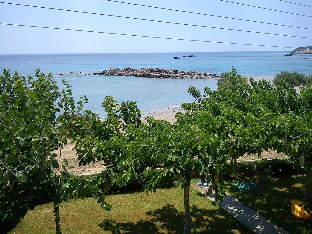 Apolloneia Apartments Frangokastello Extérieur photo