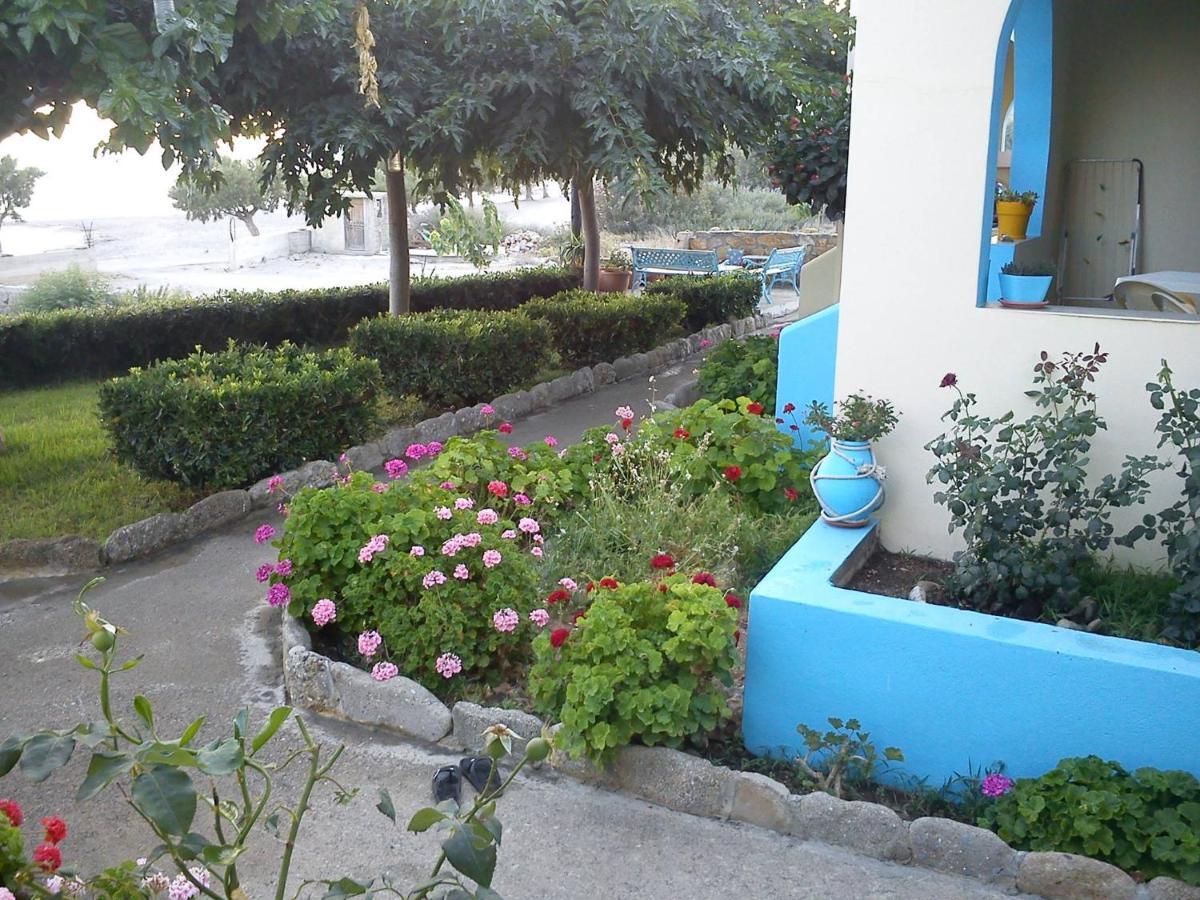 Apolloneia Apartments Frangokastello Extérieur photo